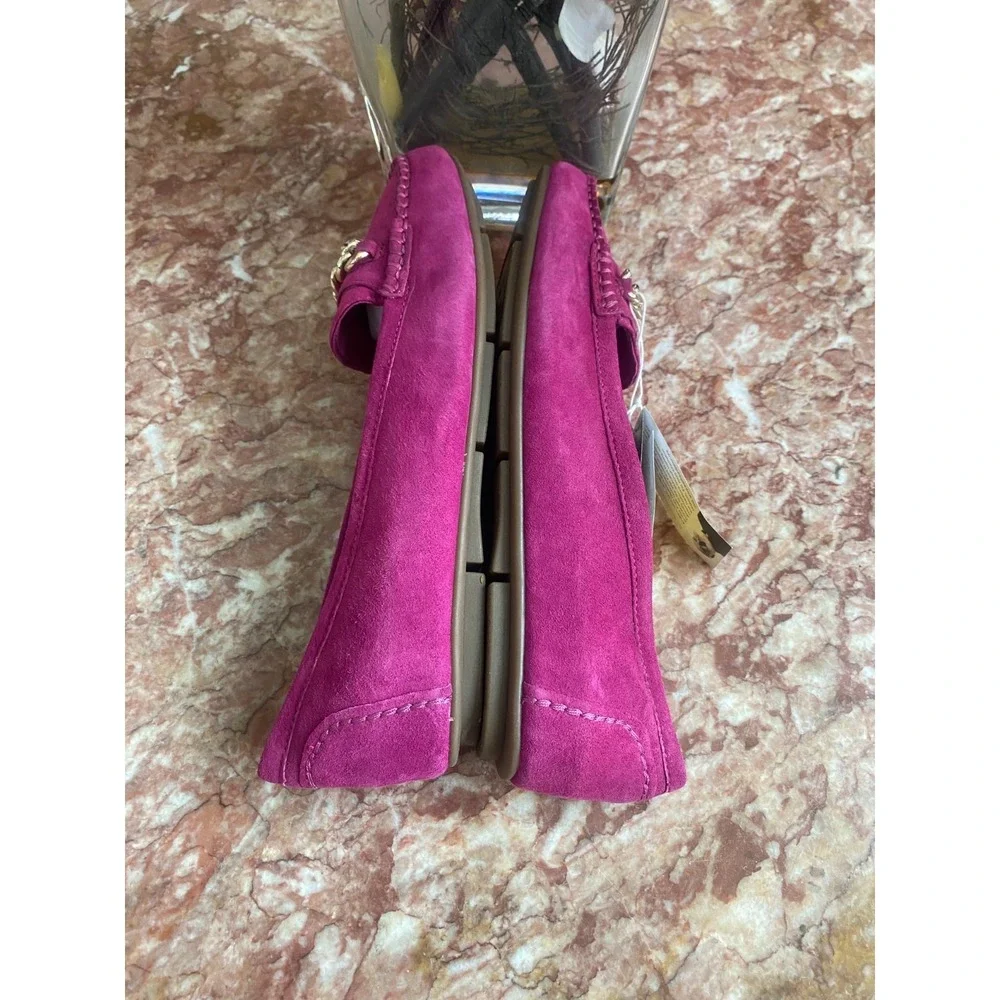New Vionic Mesa Women's Magenta Berry Suede‎ Gold Chain Loafers Size 11,  $130